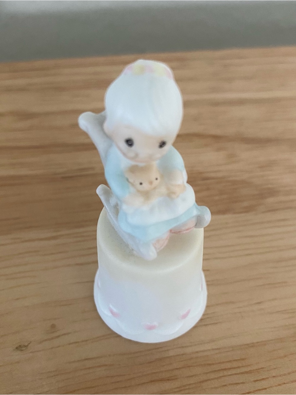 Vintage Precious Moments Thimble “Purrfect Grandma” Enesco 1984  Collectible